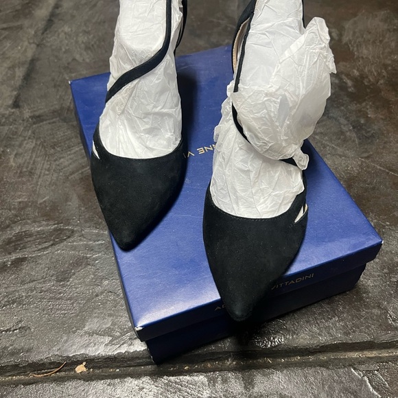 NIB Adrienne Vittadini Women's Black Nath Heels Size 8 - Picture 7 of 8